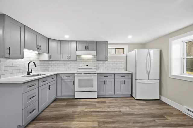 $2,100 | 58 Economy Drive, Unit 1, Westbrook, CT 06498