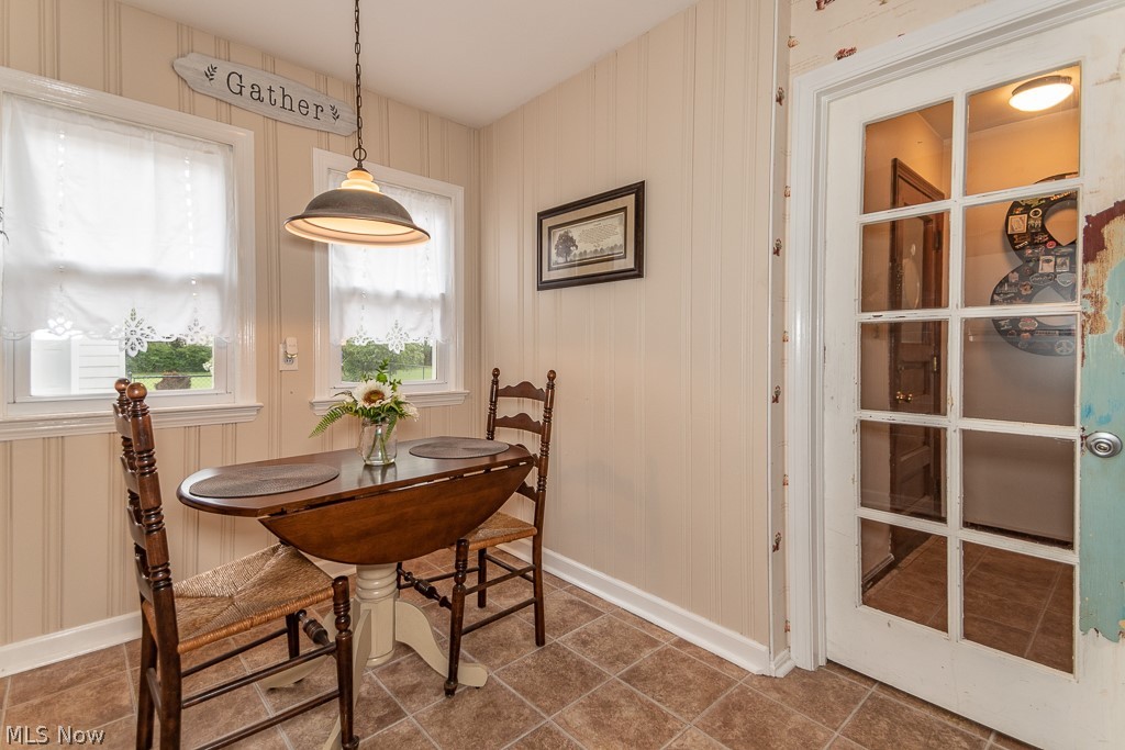 1627 Richmond Road Cleveland, OH 44124 - Photo 17 of 35 Gallery Image 17