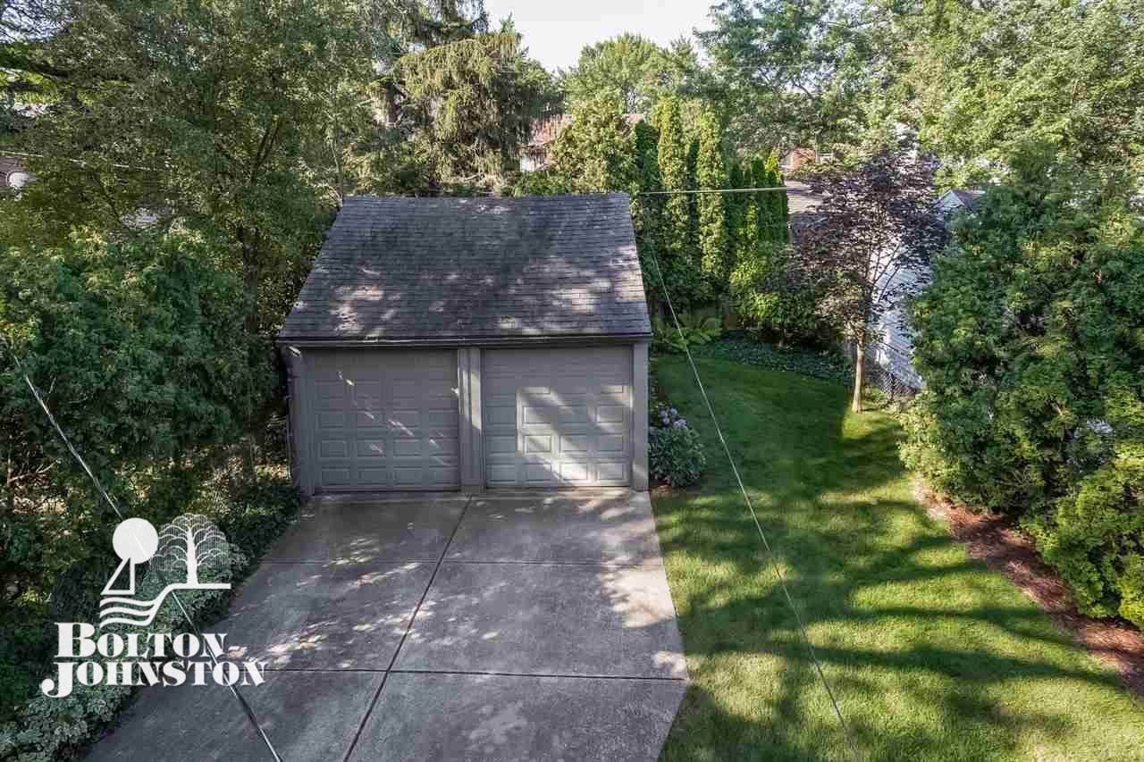 317 Merriweather Road Grosse Pointe Farms, MI 48236 - Photo 40 of 52