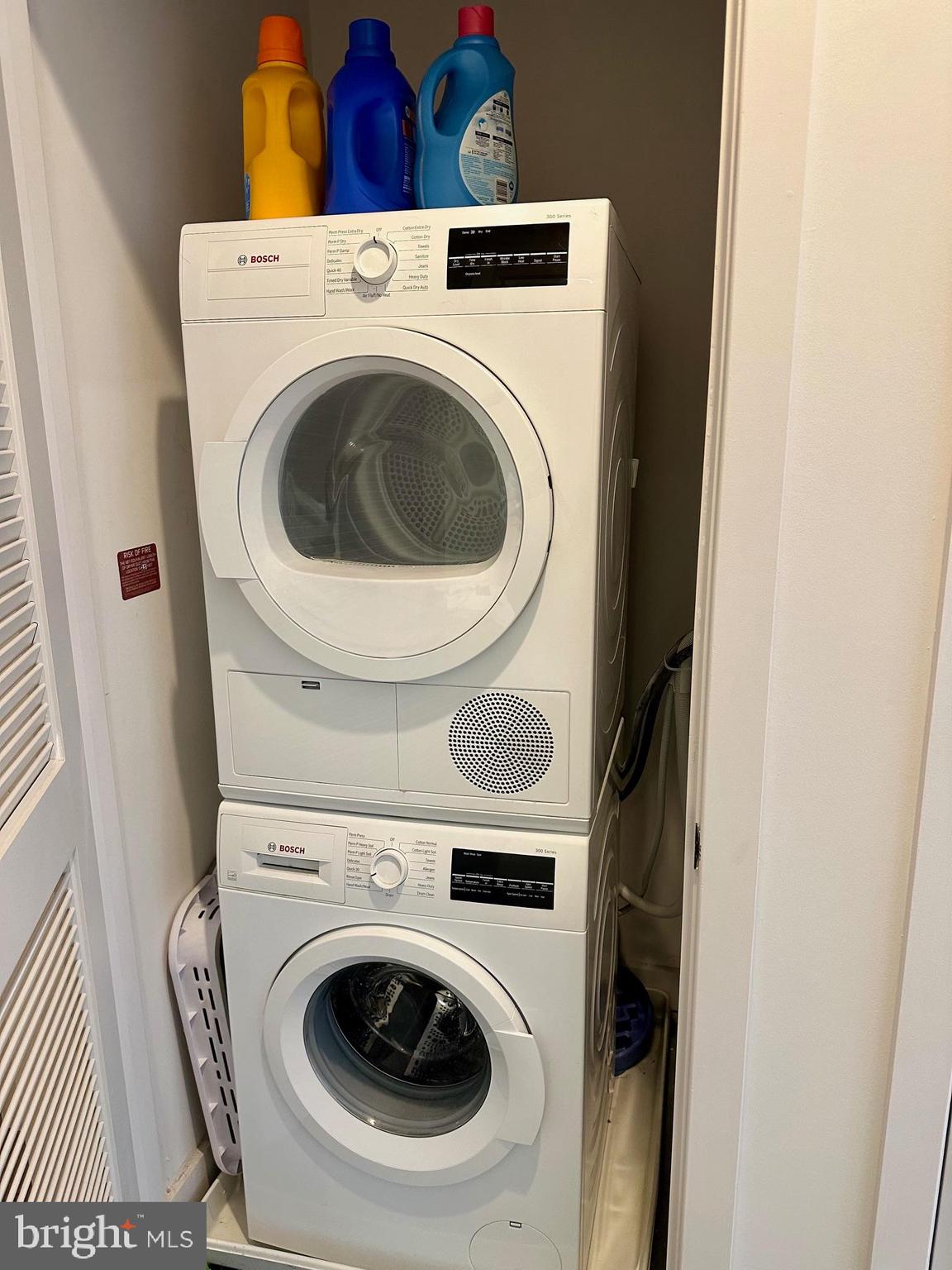 70 N Street Southeast, Unit N216 Washington, DC 20003 - Photo 11 of 20 a utility room with dryer and washer