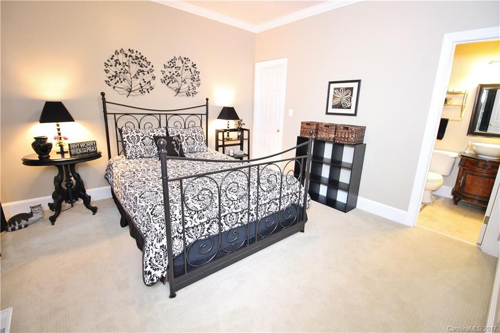 6041 Highview Road Matthews, NC 28104 - Photo 19 of 24 Gallery Image 19