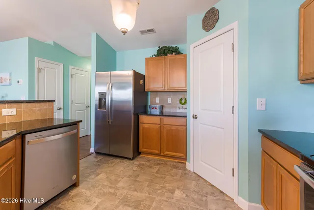 $265,000 | 4318 Elizabeth Avenue, New Bern, NC 28562