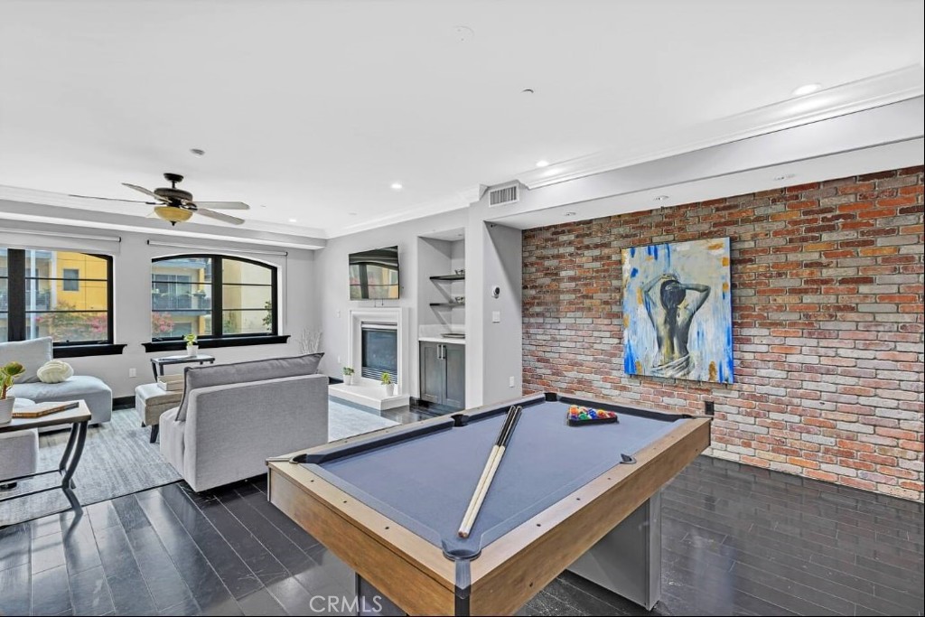 155 Cordova Street, Unit 203 Pasadena, CA 91105 - Photo 18 of 57 a room with furniture pool table and flat screen tv