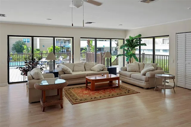 $3,050 | 401 150th Avenue, Unit 231, Madeira Beach, FL 33708