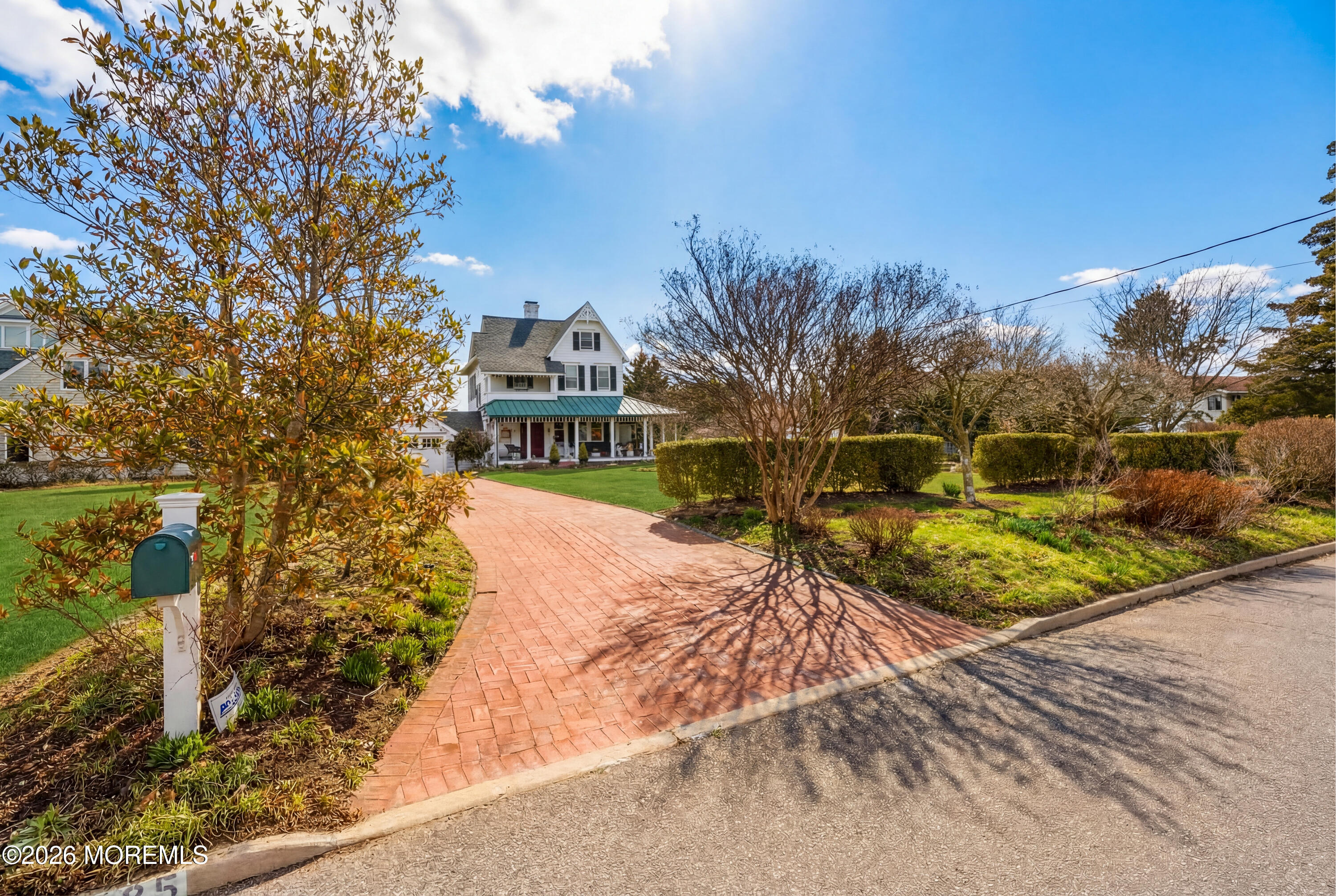 585 Little Silver Point Road Little Silver, NJ 07739 - Photo 6 of 38 037