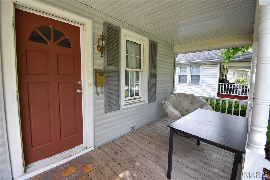 208 Wisconsin Avenue Alton, IL 62002 - Photo 5 of 27