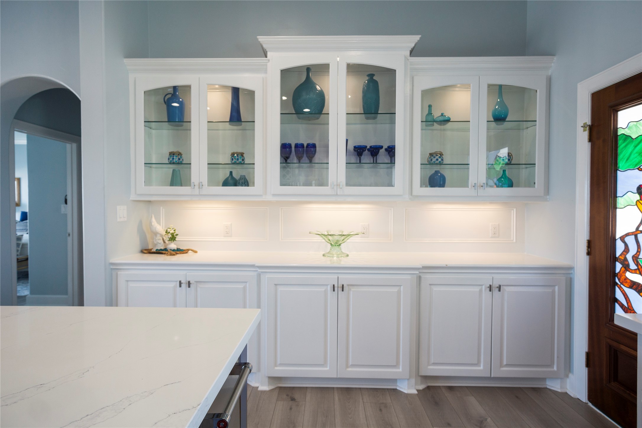 2728 Gillespie Crystal Beach, TX 77650 - Photo 12 of 44 Plenty of built in storage.