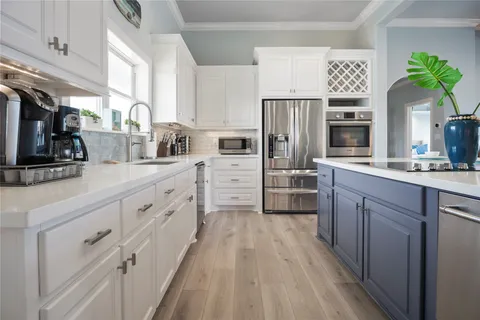$1,275,000 | 2728 Gillespie, Crystal Beach, TX 77650