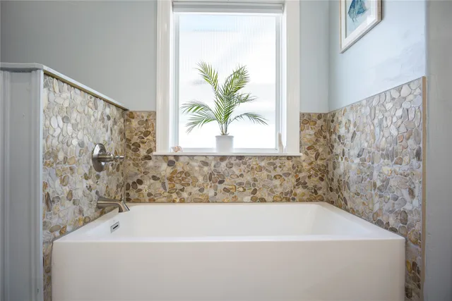 $1,275,000 | 2728 Gillespie, Crystal Beach, TX 77650