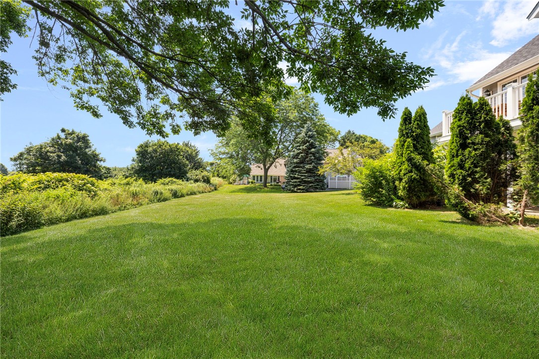 223 Corey Lane Middletown, RI 02842 - Photo 33 of 35