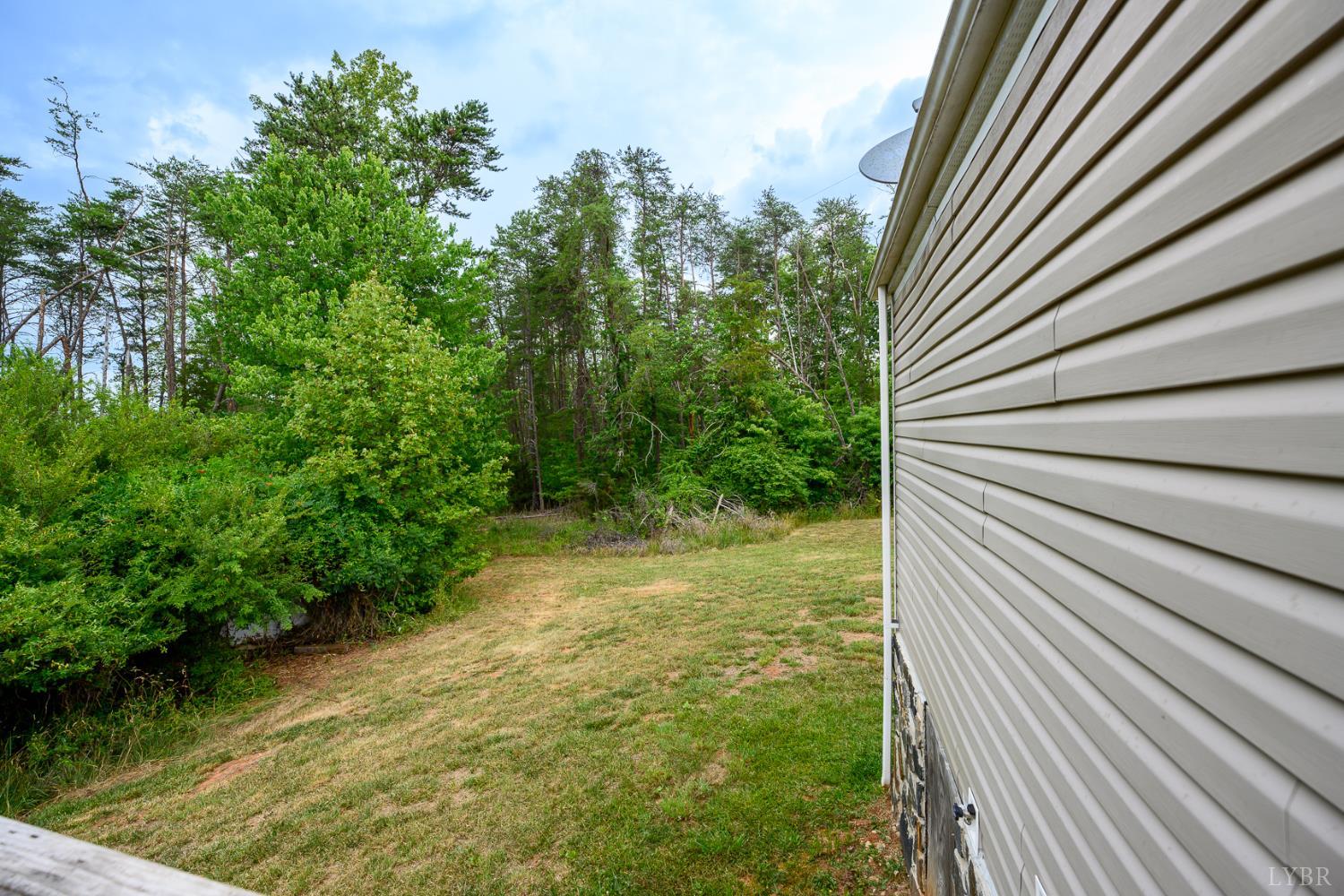 841 Mercury Road Gretna, VA 24557 - Photo 35 of 38