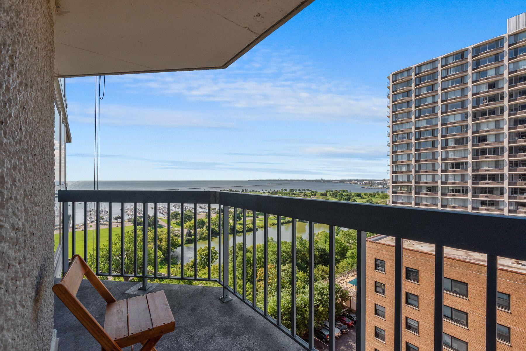 1660 North Prospect Avenue, Unit 1207 Milwaukee, WI 53202 - Photo 8 of 14 Great Balcony Space