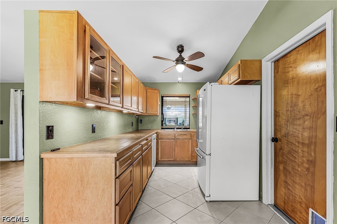 30095 Holly Road Punta Gorda, FL 33982 - Photo 12 of 29 Gallery Image 12