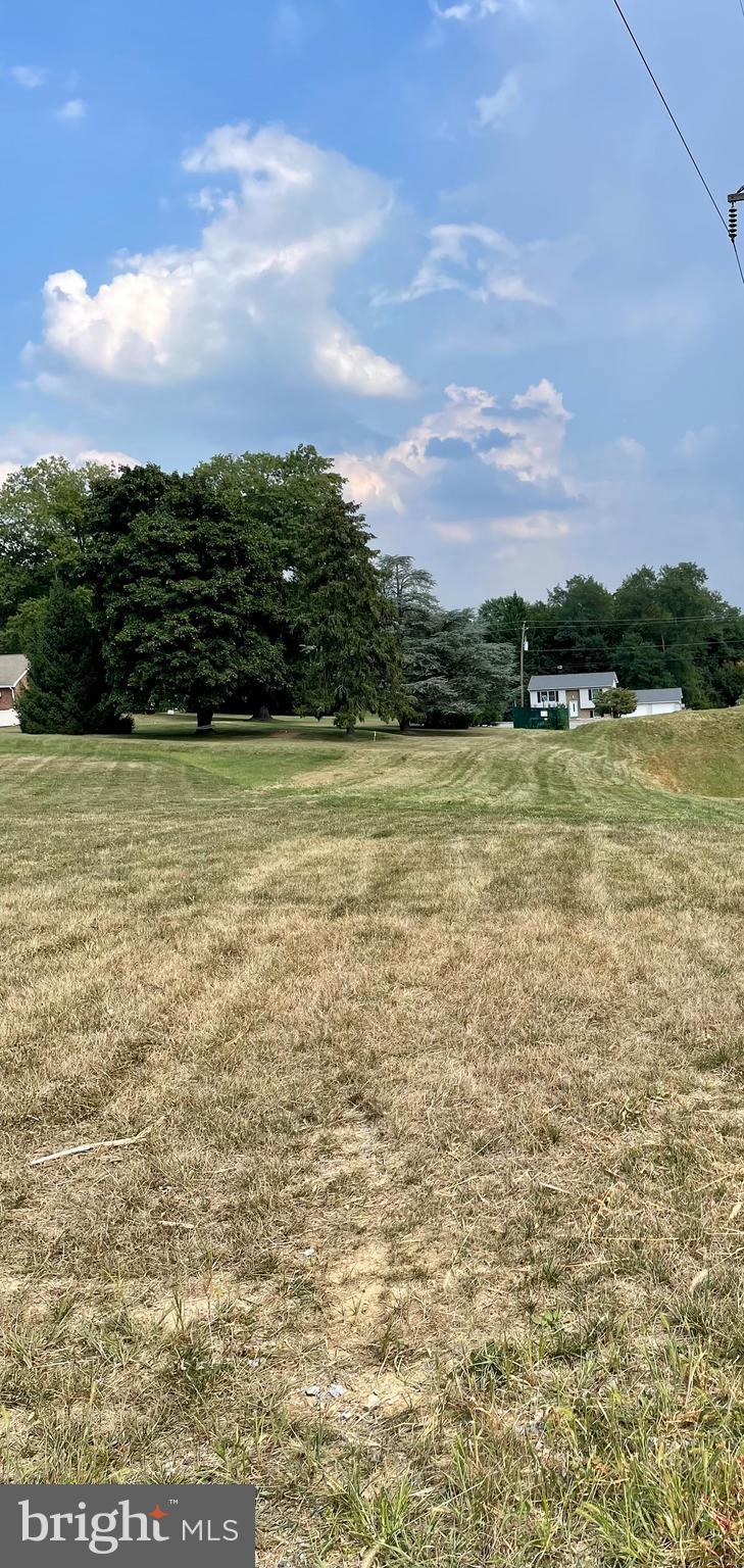 6030 Deborah Drive Spring Grove, PA 17362 - Photo 9 of 13