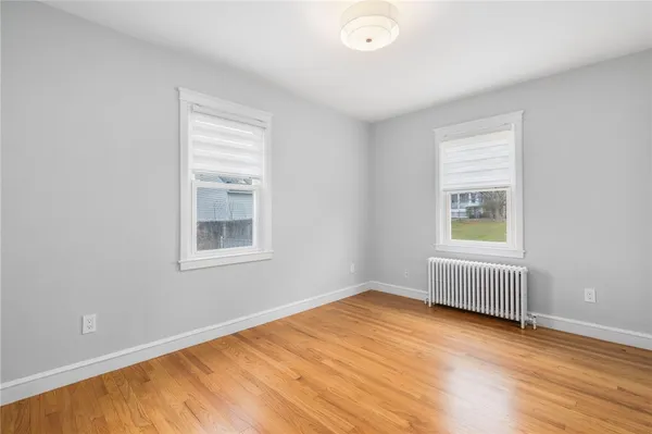 $3,800 | 5 Holten Avenue, Newport, RI 02840