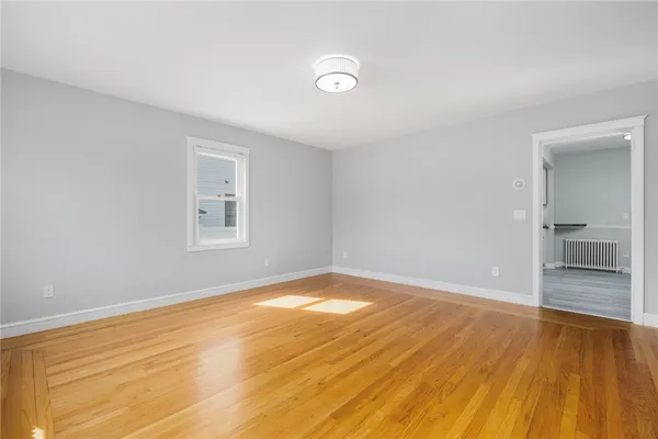 $3,800 | 5 Holten Avenue, Newport, RI 02840
