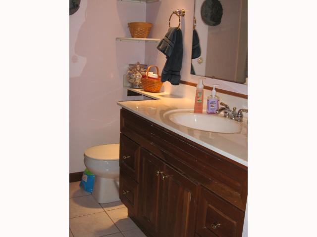 4808 Dechant Road Columbus, OH 43229 - Photo 9 of 15 Gallery Image 9
