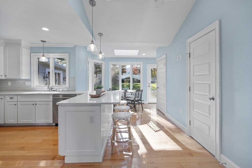 9 Porters Cove Road Hingham, MA 02043 - Photo 12 of 34