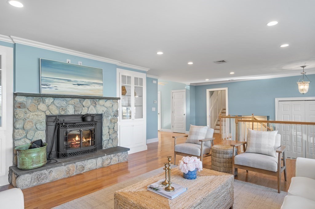 9 Porters Cove Road Hingham, MA 02043 - Photo 8 of 34