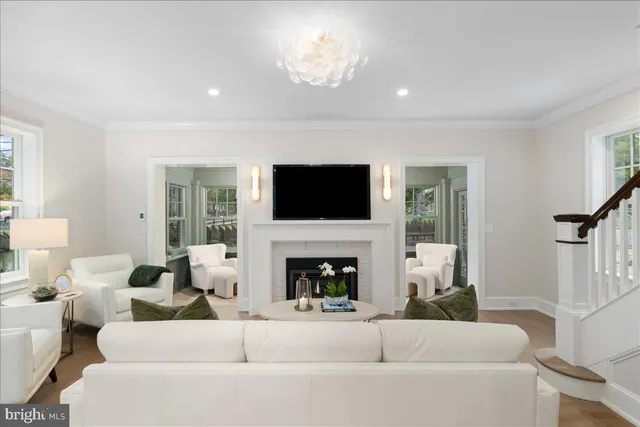 $2,199,000 | 100 West Bridge Street, New Hope, PA 18938