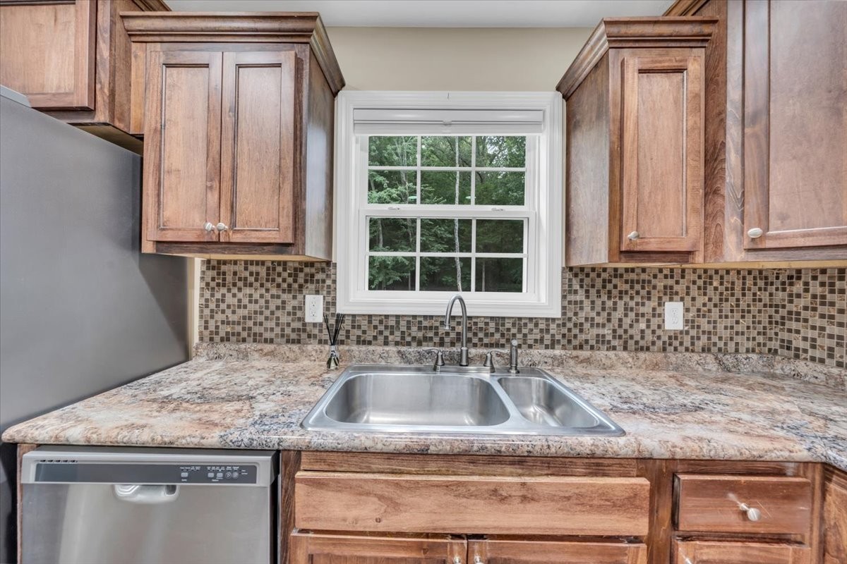 727 Marbury Road Tullahoma, TN 37388 - Photo 11 of 44