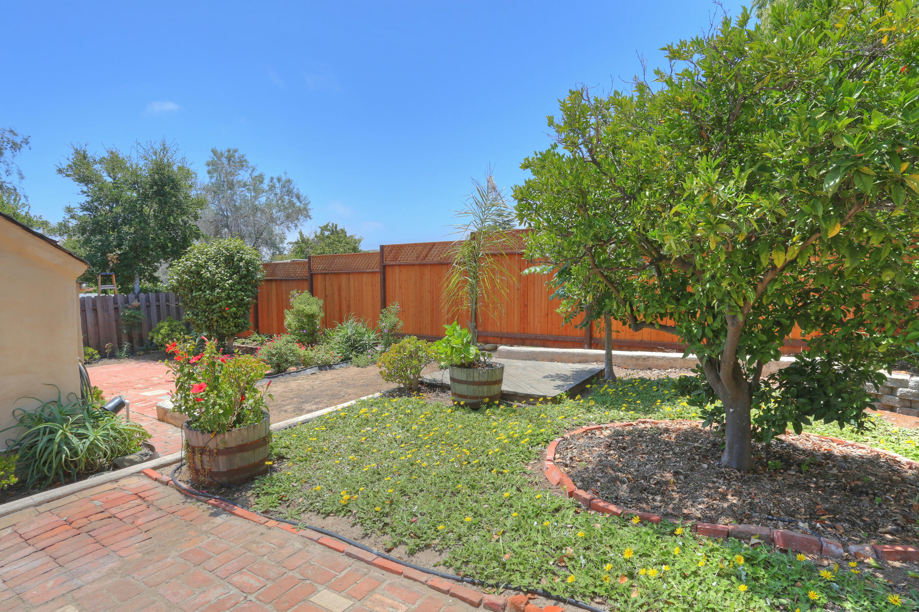 3019 Serena Road Santa Barbara, CA 93105 - Photo 18 of 25 2W7A8053_4_5_tonemapped