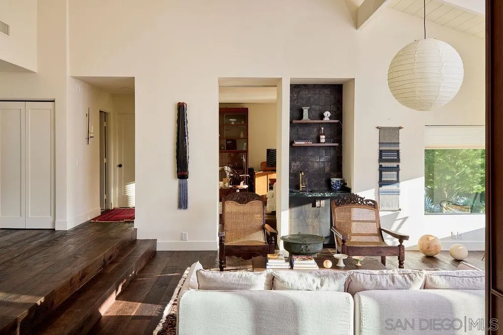 17335 Via Del Bravo Rancho Santa Fe, CA 92067 - Photo 9 of 40
