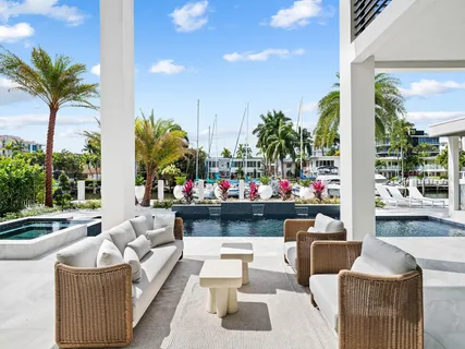 $10,200,000 | 111 Fiesta Way, Fort Lauderdale, FL 33301