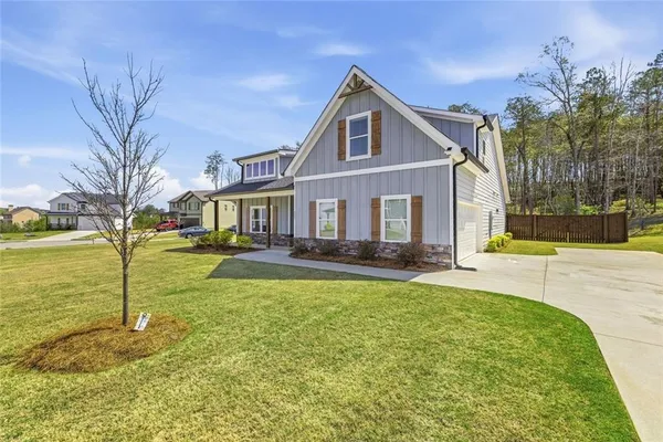 $385,000 | 6600 River Station Drive, Lula, GA 30554