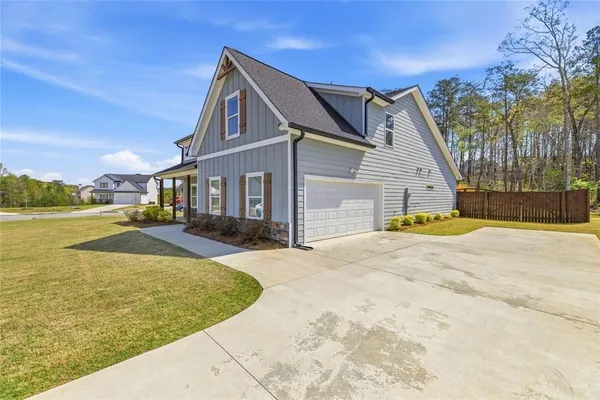 $385,000 | 6600 River Station Drive, Lula, GA 30554