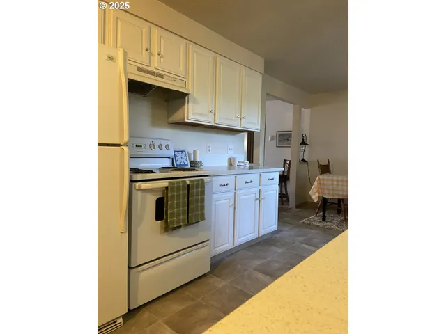 $515,000 | 1575 Northeast 237th Avenue, Wood Village, OR 97060