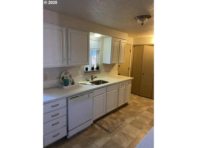 $515,000 | 1575 Northeast 237th Avenue, Wood Village, OR 97060