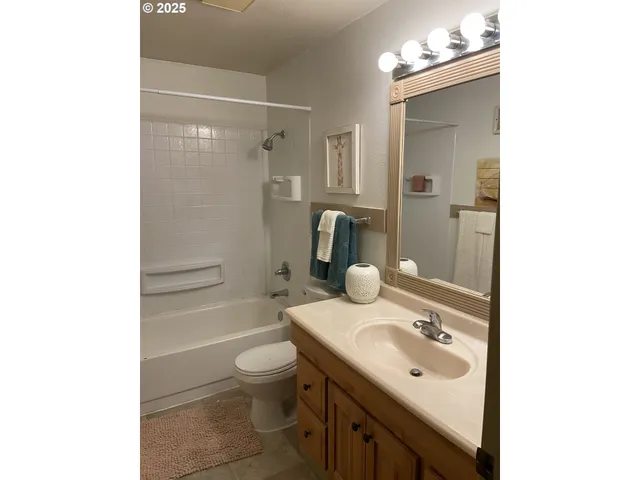 $515,000 | 1575 Northeast 237th Avenue, Wood Village, OR 97060