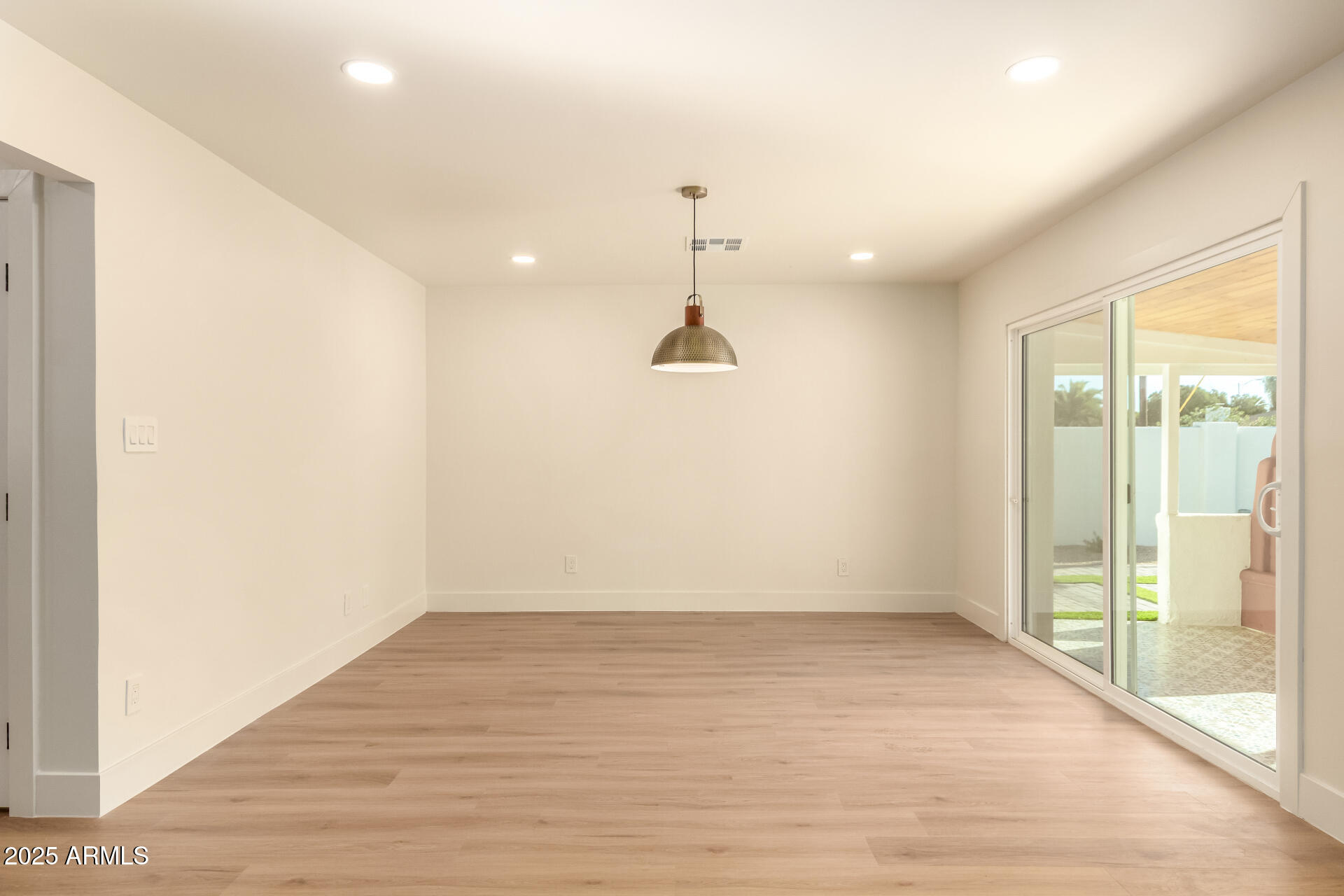 8357 East Monte Vista Road Scottsdale, AZ 85257 - Photo 14 of 44 11 - Monte Vista 8357