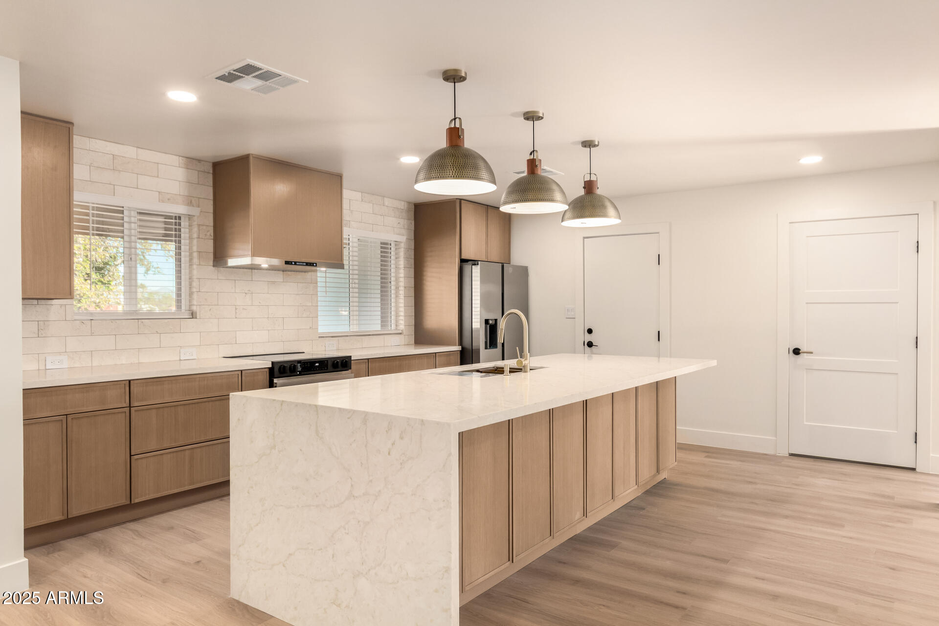 8357 East Monte Vista Road Scottsdale, AZ 85257 - Photo 2 of 44 12 - Monte Vista 8357