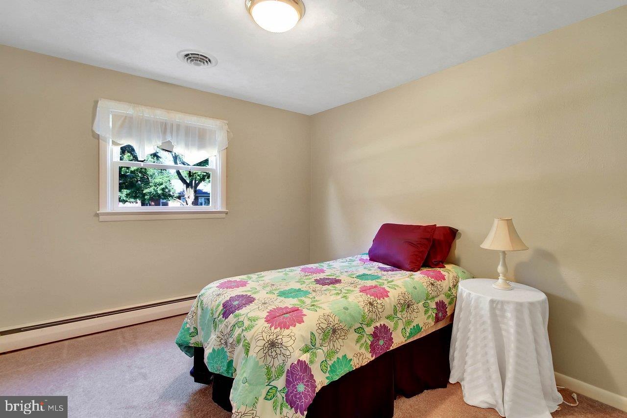 840 Locust Grove Road York, PA 17402 - Photo 13 of 22 Gallery Image 13
