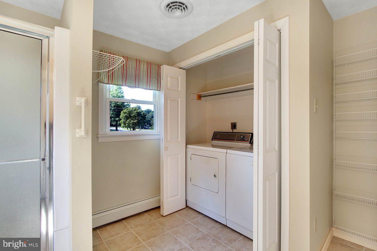 840 Locust Grove Road York, PA 17402 - Photo 16 of 22 Gallery Image 16