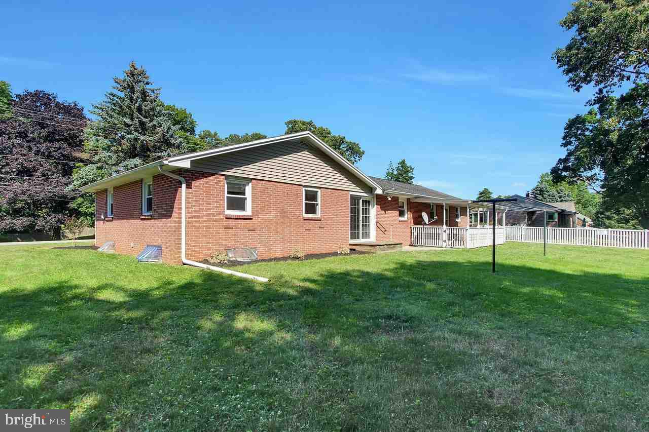 840 Locust Grove Road York, PA 17402 - Photo 20 of 22 Gallery Image 20