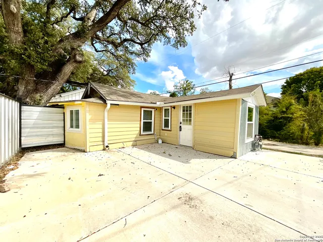 $999 | 1000 Kayton Avenue, San Antonio, TX 78210