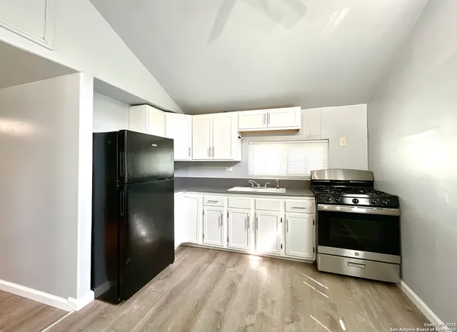 $999 | 1000 Kayton Avenue, San Antonio, TX 78210