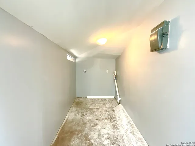 $999 | 1000 Kayton Avenue, San Antonio, TX 78210