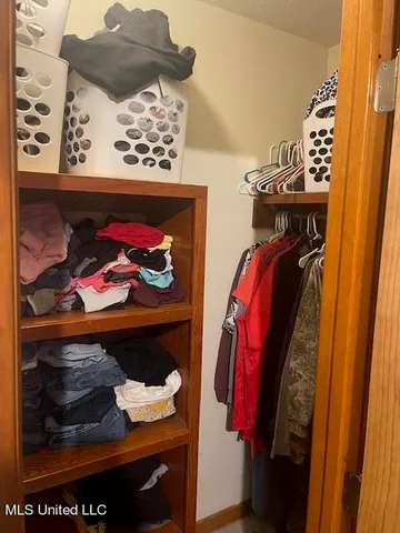 $100,000 | 100 Renshaw Road, Yazoo City, MS 39194