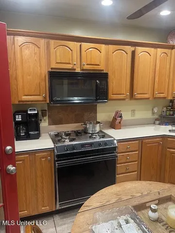 $100,000 | 100 Renshaw Road, Yazoo City, MS 39194