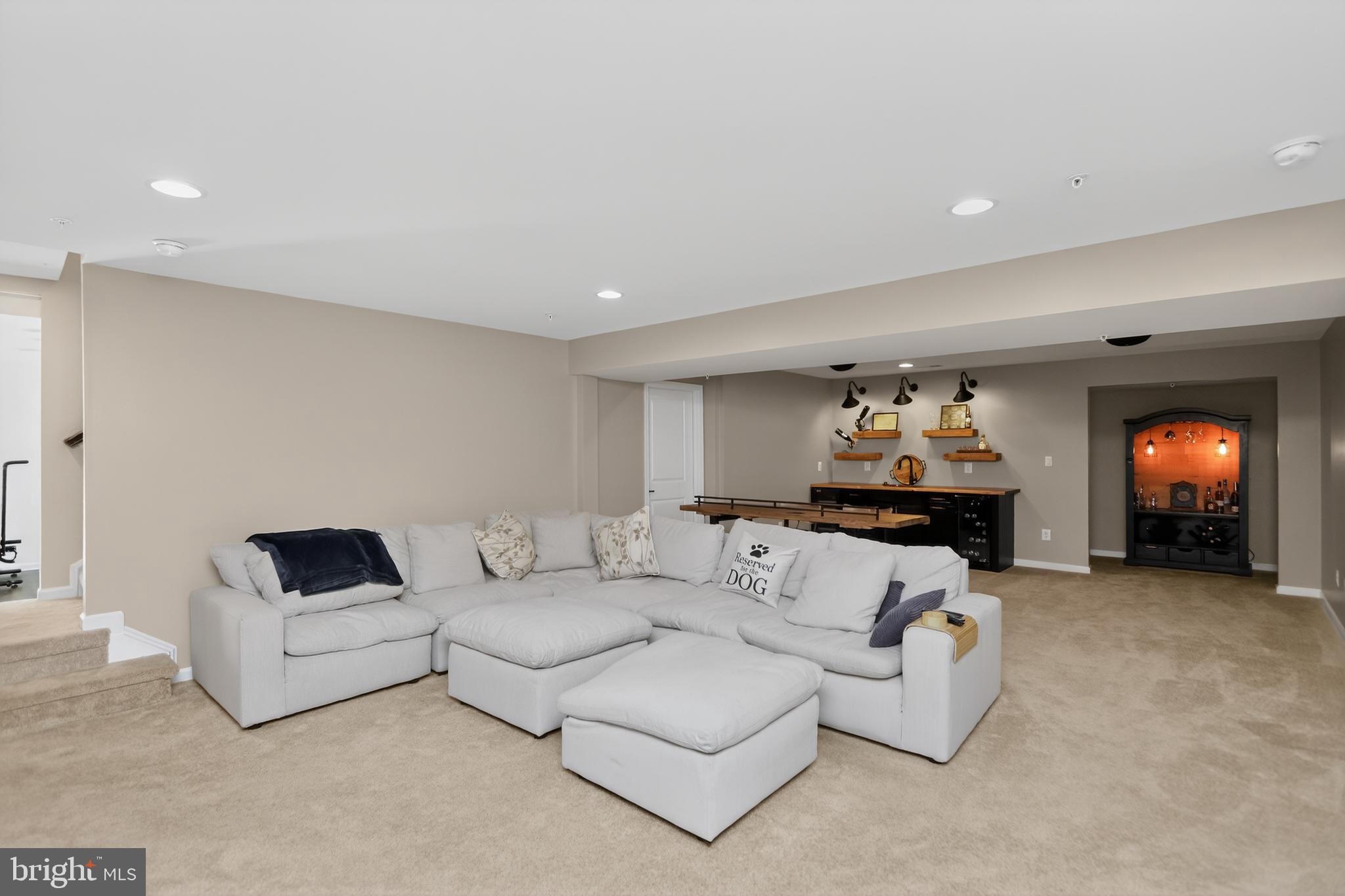 17518 Spring Cress Drive Dumfries, VA 22026 - Photo 23 of 37 a living room with furniture and window