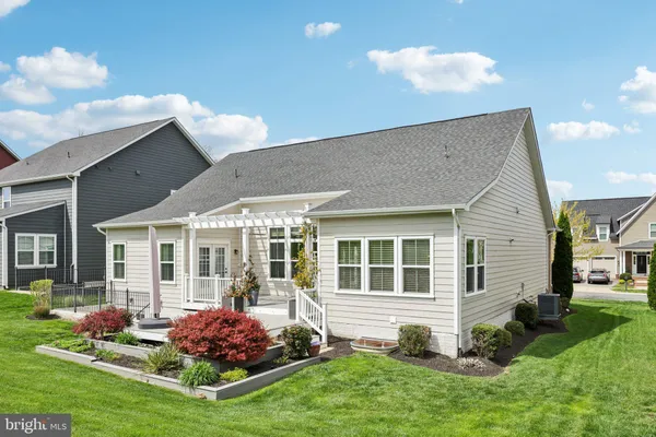 $835,000 | 17518 Spring Cress Drive, Dumfries, VA 22026