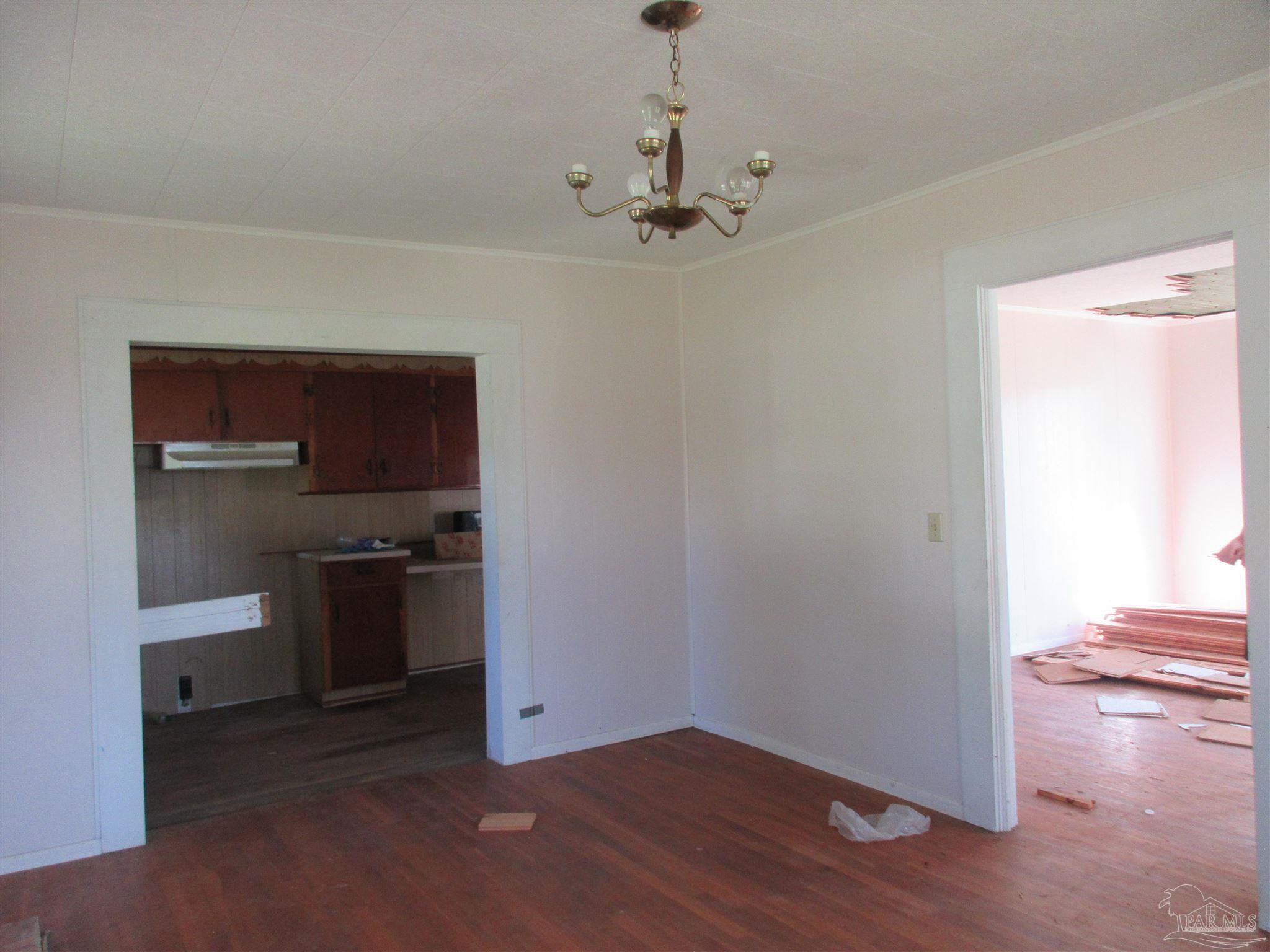 5227 Spring Street Jay, FL 32565 - Photo 10 of 53 Gallery Image 10