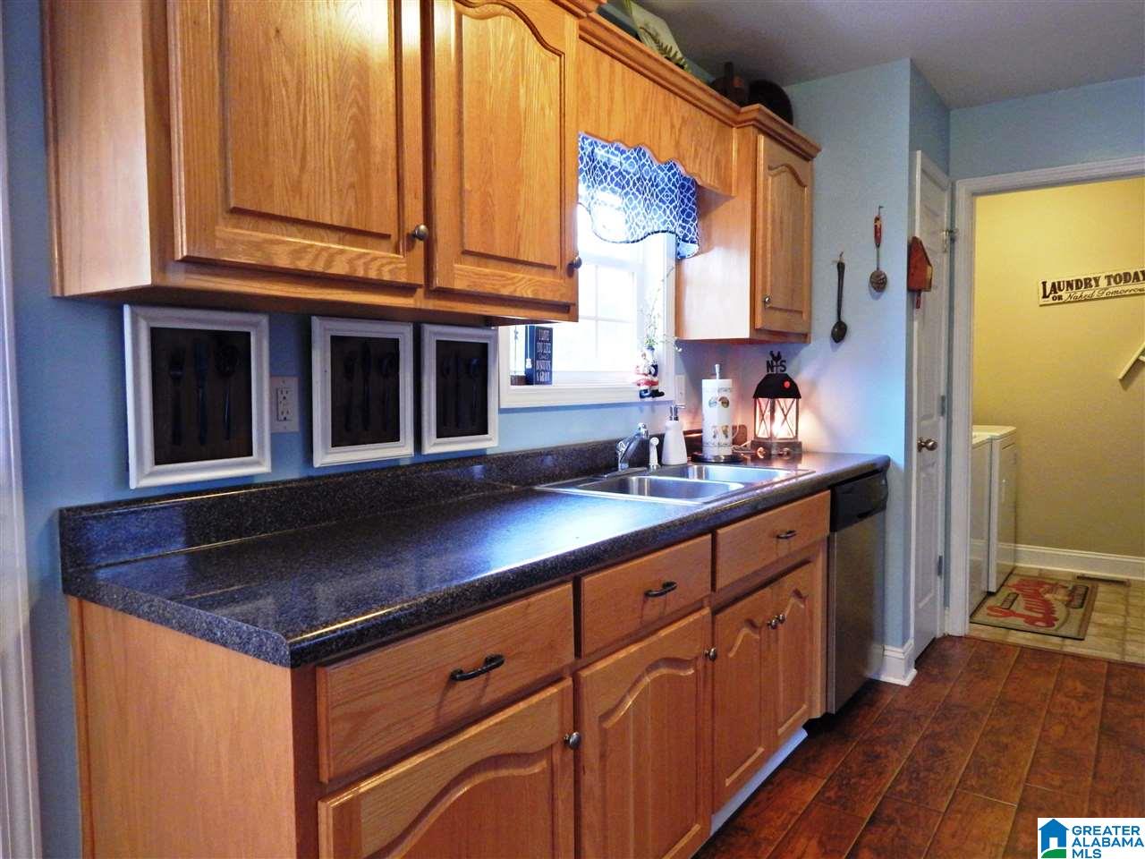 1481 Thomas Road Warrior, AL 35180 - Photo 13 of 33