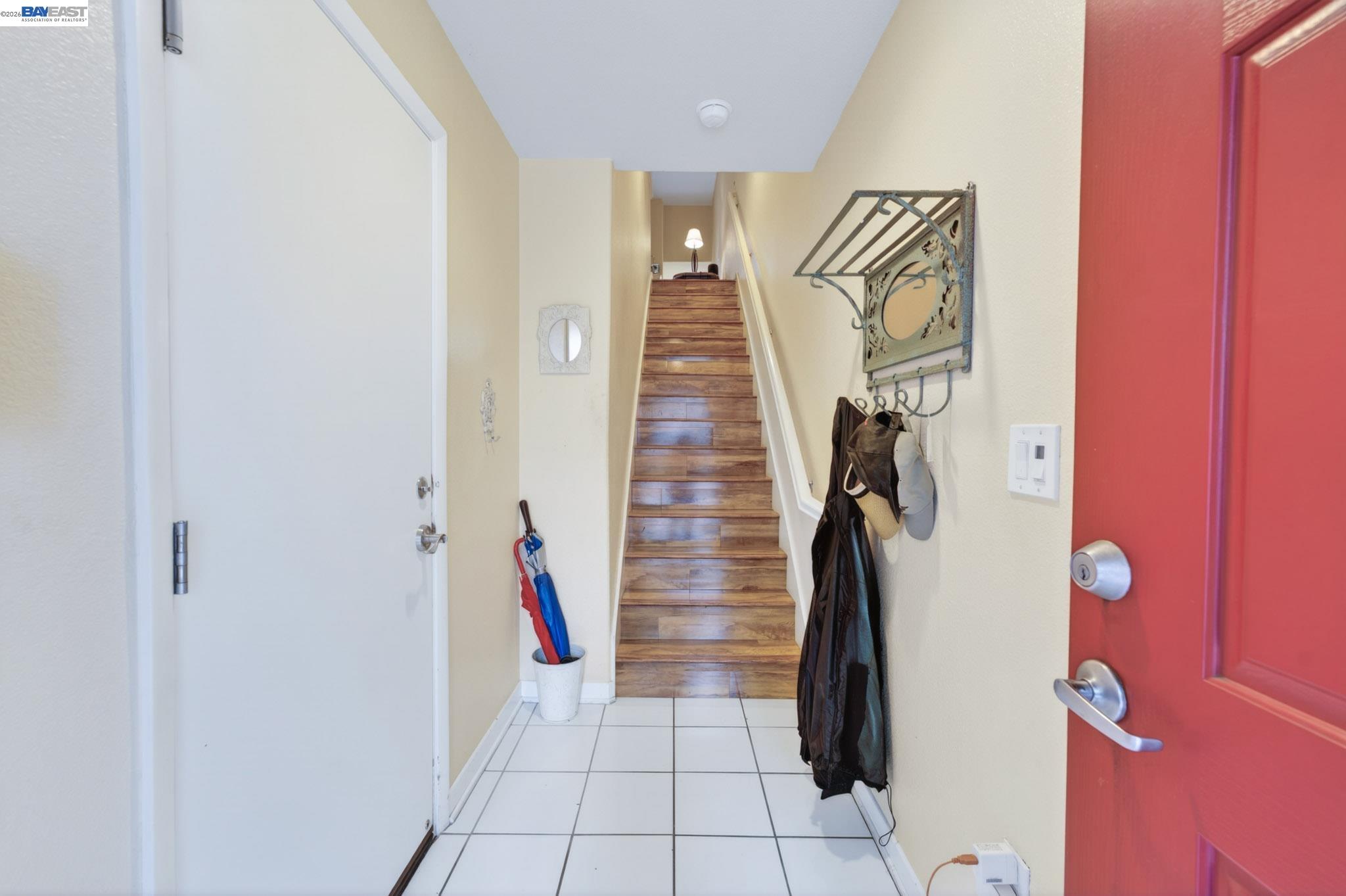 655 Veranda Circle Hayward, CA 94541 - Photo 6 of 41