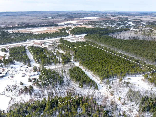 $240,000 | 8308 Highway 21 North, Babbitt, MN 55706