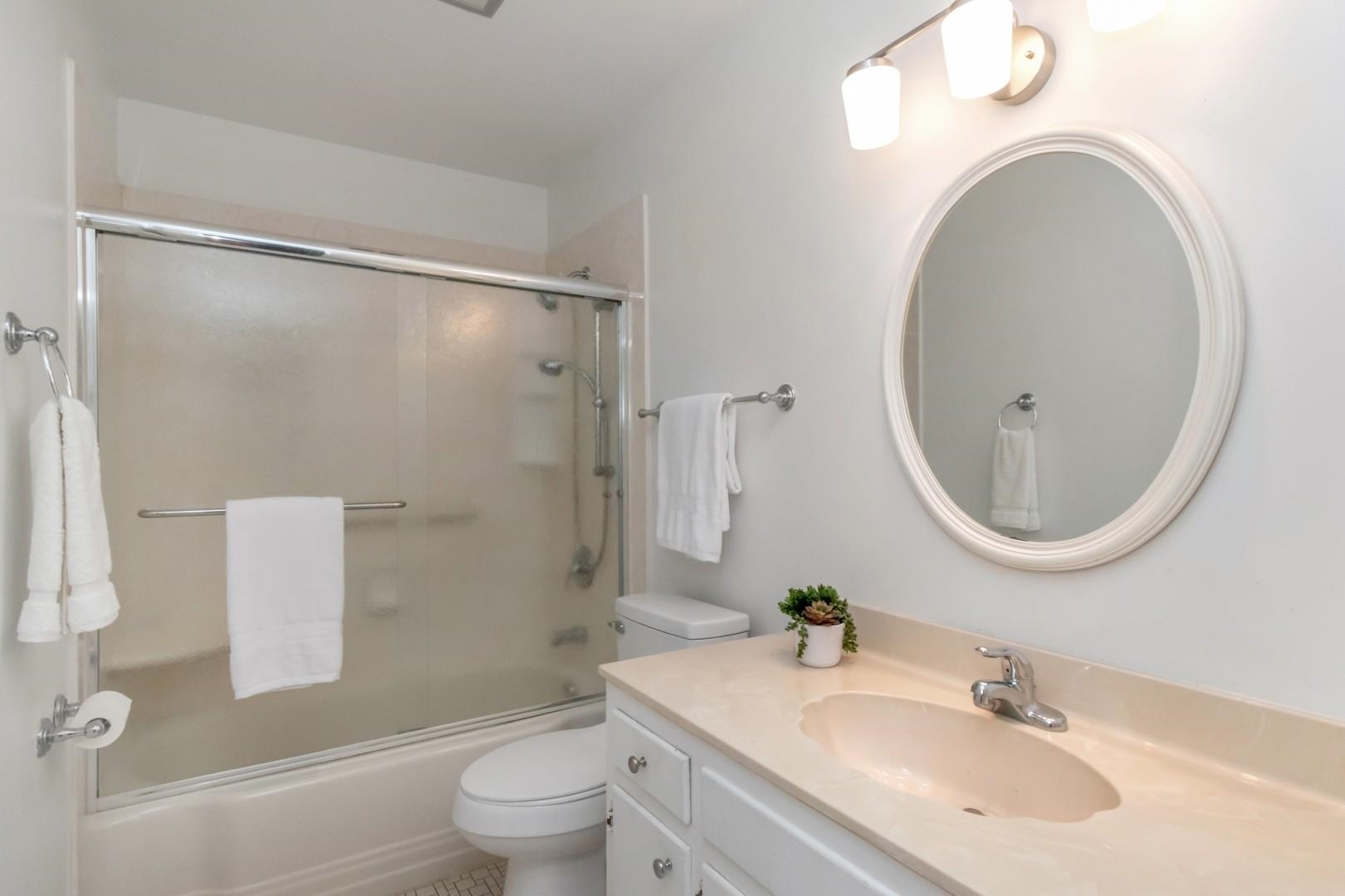 524 Spring Park Drive East Mobile, AL 36608 - Photo 35 of 56 Bathroom